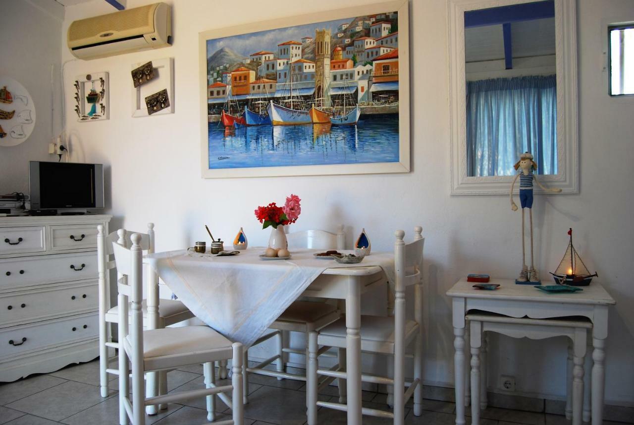 Killini Cottage Studio The Small Cyclades Kastro-Kyllini ภายนอก รูปภาพ