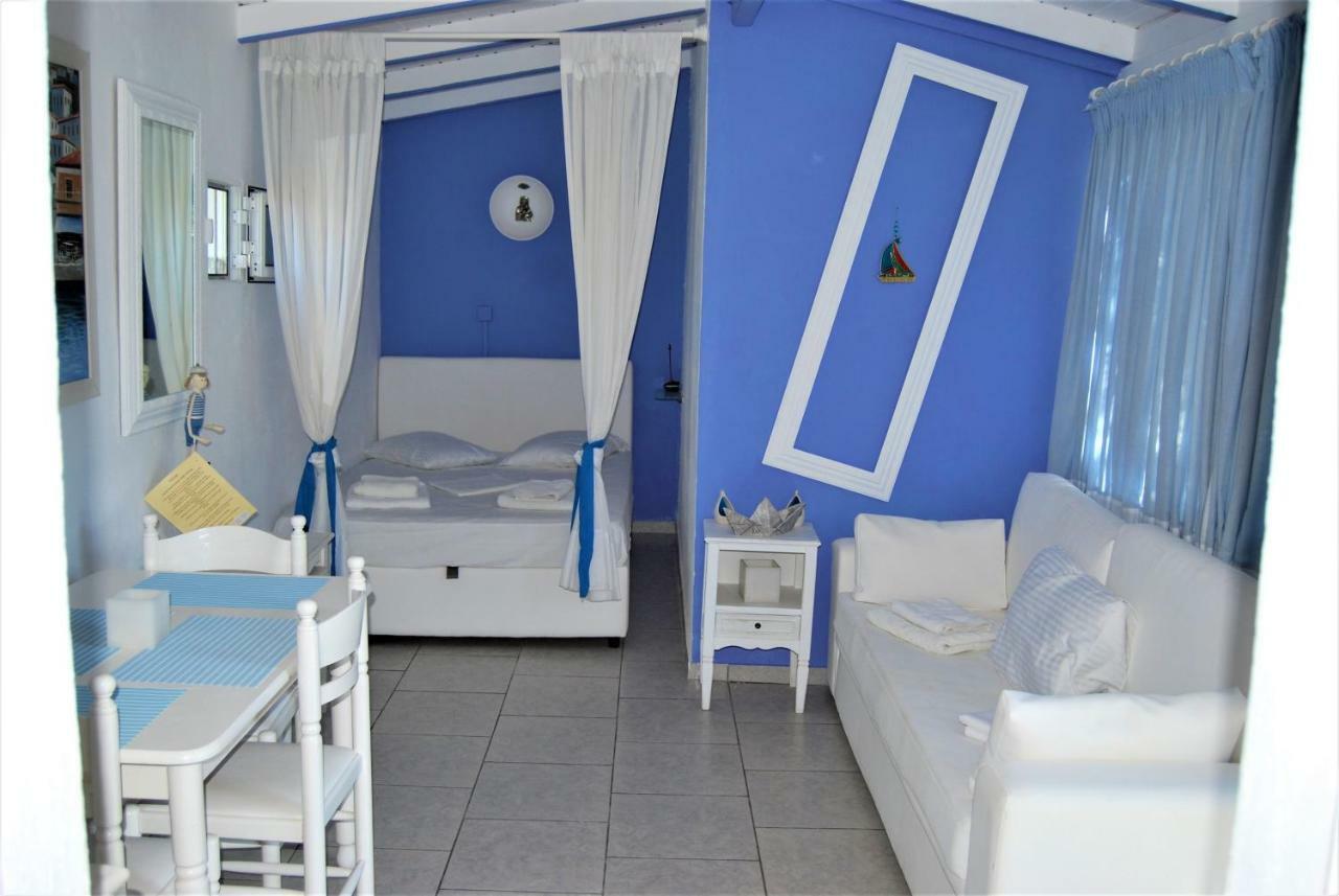 Killini Cottage Studio The Small Cyclades Kastro-Kyllini ภายนอก รูปภาพ